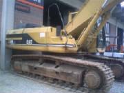 CAT330BLN2.jpg