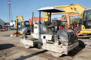 Dynapac_CC211_1.jpg