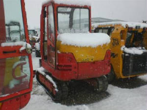 VolvoEC25_1_2.jpg